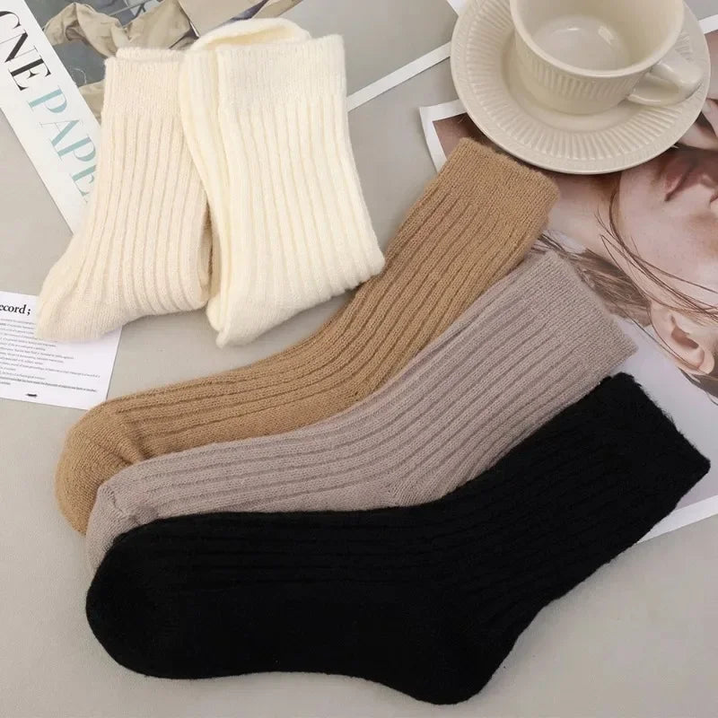 1/2Pairs Korean Winter Thickened Wool Socks Women's Breathable Comfortable Plush Low Tube Snow Socks Simple Warm Cashmere Socks