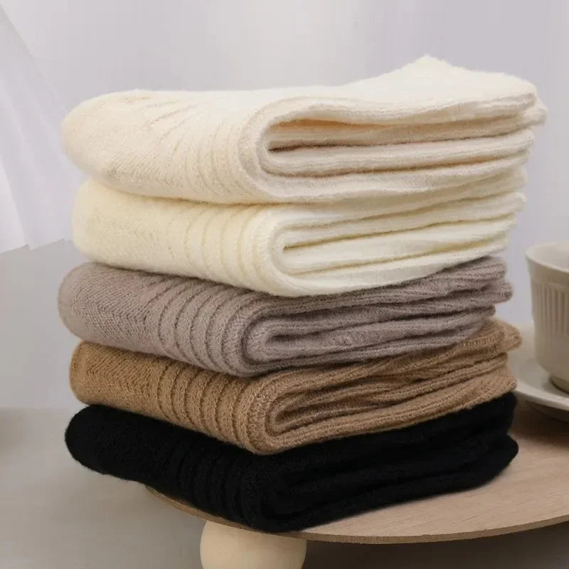 1/2Pairs Korean Winter Thickened Wool Socks Women's Breathable Comfortable Plush Low Tube Snow Socks Simple Warm Cashmere Socks